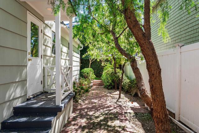 1211 Virginia Way, La Jolla CA: https://media.crmls.org/mediaz/5a8efe06-1d00-4555-9516-bf5690af8dfa.jpg
