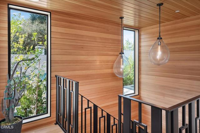 Detail Gallery Image 40 of 73 For 10747 Valleyheart Dr, Studio City,  CA 91604 - 4 Beds | 3 Baths