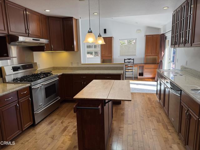 Detail Gallery Image 6 of 38 For 18920 Timberpointe Dr, Fort Bragg,  CA 95437 - 2 Beds | 2/1 Baths