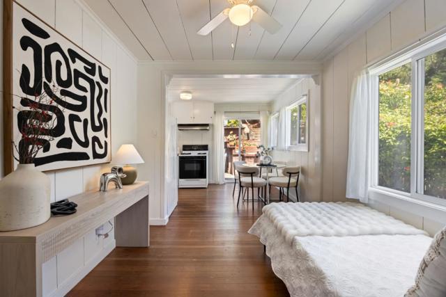 129 Alvarado Street, Brisbane CA: https://media.crmls.org/mediaz/5a8fc07b-35e4-406e-bc0f-1a2d9de95aca.jpg