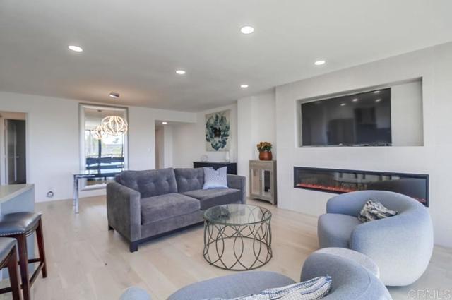 Detail Gallery Image 3 of 50 For 1150 Anchorage Ln #201,  San Diego,  CA 92106 - 2 Beds | 2 Baths