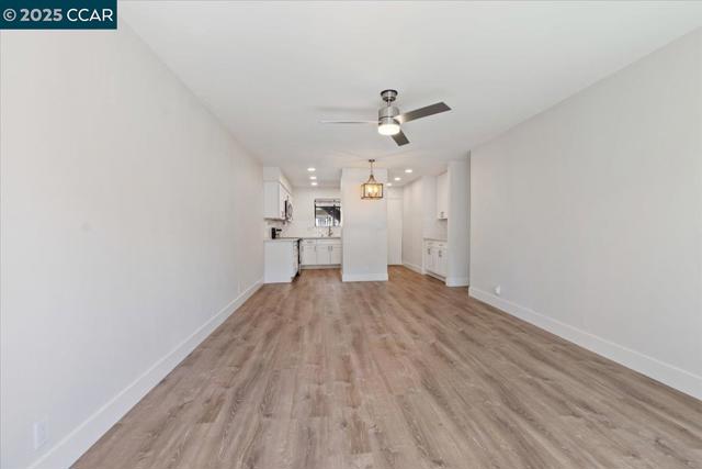 900 Southampton Rd, Benicia CA: https://media.crmls.org/mediaz/5a908192-6fc6-4593-8734-d912b90e9388.jpg