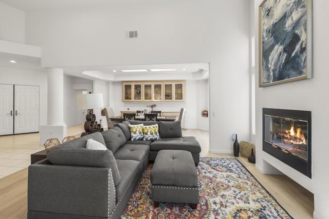 4963 Lamia way, Oceanside CA: https://media.crmls.org/mediaz/5a90eb41-3306-4560-800c-d7b5b652d8c0.jpg