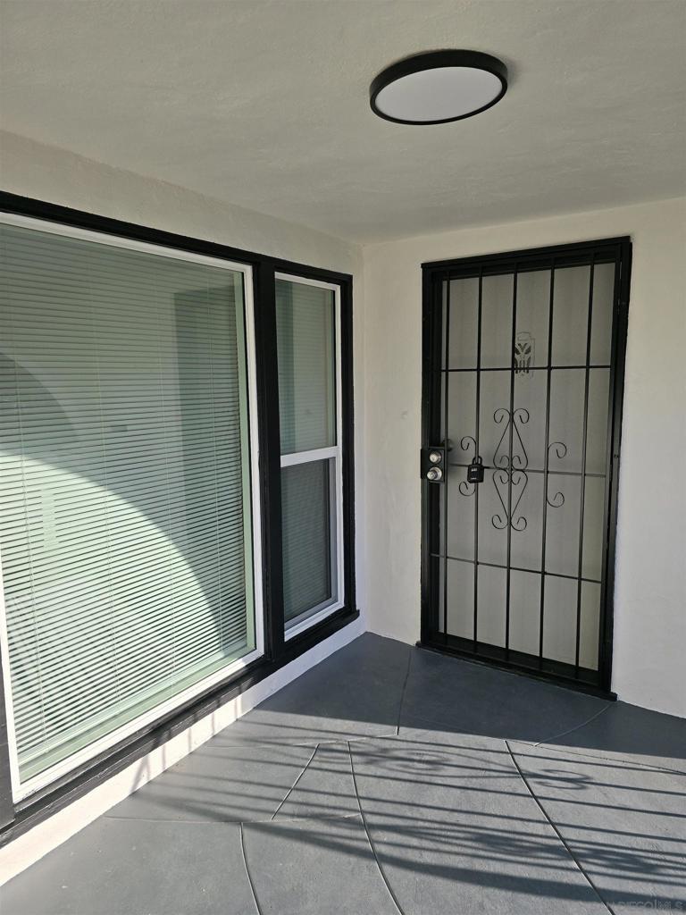 4527 Esther Street - photo 7