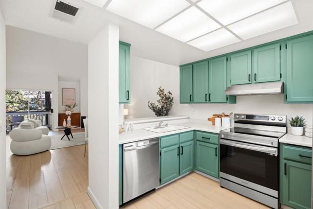 1050 Summermist Court, San Jose CA: https://media.crmls.org/mediaz/5a91cbbd-8aa3-4432-b908-f03c2ded8554.jpg