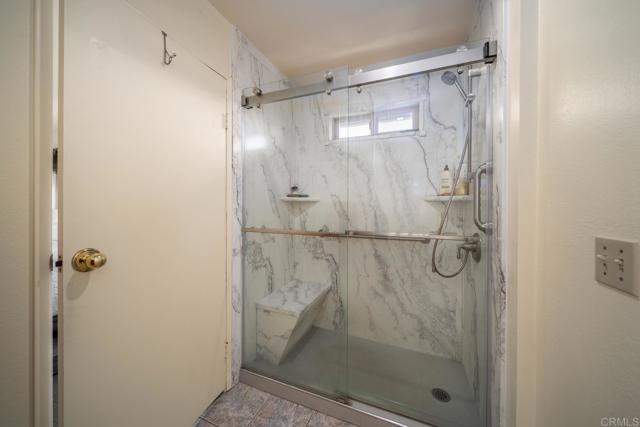 905 Discovery Street, San Marcos CA: https://media.crmls.org/mediaz/5a92d4ca-504d-40b0-baee-d161cb62612c.jpg
