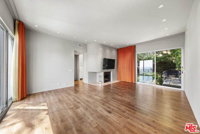 3625 Lowry Road, Los Angeles CA: https://media.crmls.org/mediaz/5a935dea-2cbf-4a2c-9ab8-63f92af66638.jpg