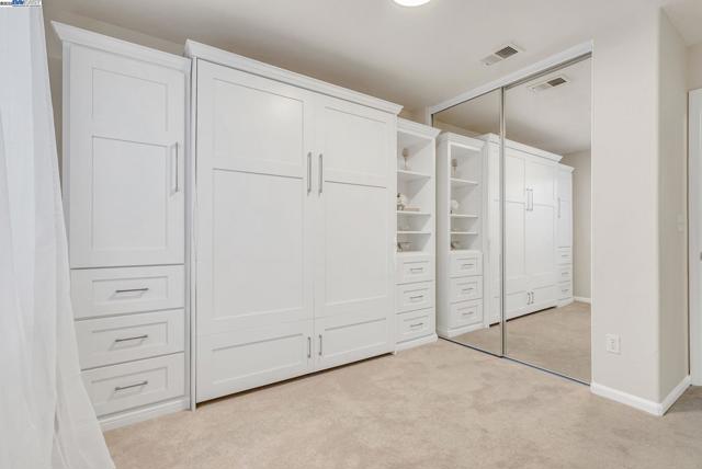 349 Cose Ln, Tracy CA: https://media.crmls.org/mediaz/5a93b7ef-5aa0-441f-946d-c5f1ccf6e851.jpg