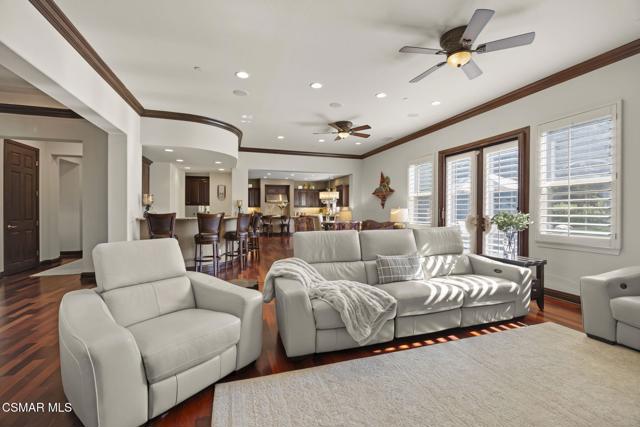 4988 Read Road, Moorpark CA: https://media.crmls.org/mediaz/5a93e1e5-555f-42a3-8e35-e617a6bbb65a.jpg