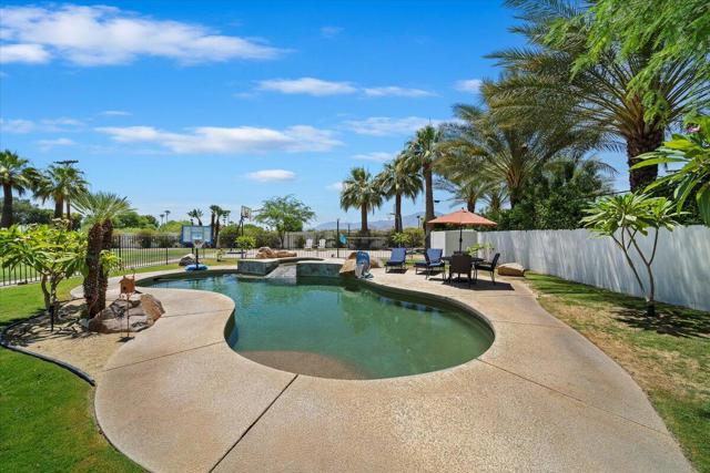 78925 Starlight Lane, Bermuda Dunes CA: https://media.crmls.org/mediaz/5a947bb9-8016-479c-aec9-04668913111c.jpg