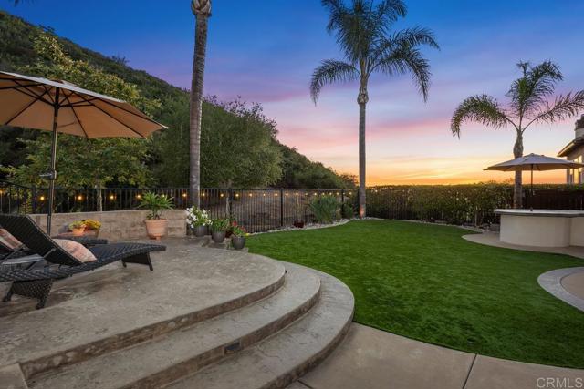 1122 Via Vera Cruz, San Marcos CA: https://media.crmls.org/mediaz/5a95cc61-2b50-42a9-a02d-9352d5df669d.jpg