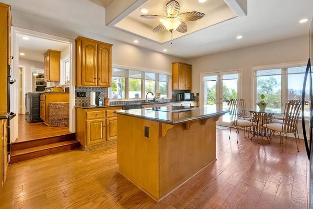 Image 16 of 47 For 4949 San Jacinto Circle West