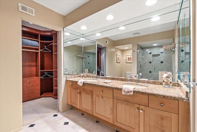 46520 Arapahoe Circle, Indian Wells CA: https://media.crmls.org/mediaz/5a98faab-6dac-4c37-b01d-99abf60e69aa.jpg