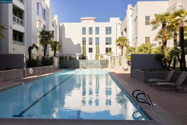 1655 N California Blvd, Walnut Creek CA: https://media.crmls.org/mediaz/5a996c4f-3a1d-41a9-983b-dc5698211a54.jpg