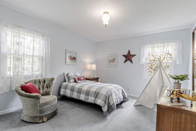 11020 Enchanto Vista Drive, San Jose CA: https://media.crmls.org/mediaz/5a9a1731-8ac2-4d0e-8ad6-a1657430d113.jpg