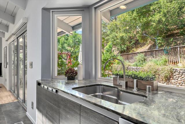 135 Lynton Avenue, San Carlos CA: https://media.crmls.org/mediaz/5a9b7d36-36e1-4420-b05b-5fb22ef50989.jpg