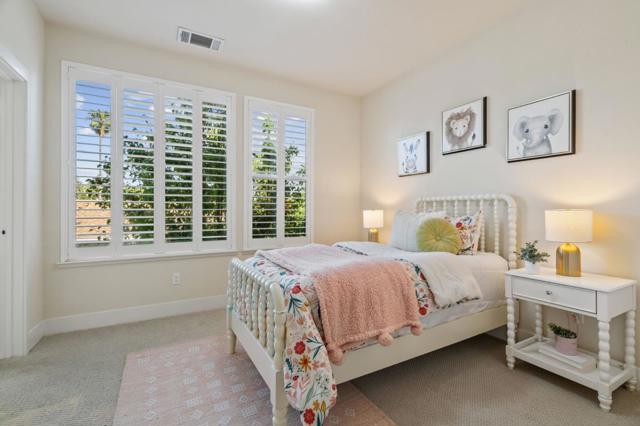 2560 Saffron Way, Mountain View CA: https://media.crmls.org/mediaz/5a9c86ad-09c3-4326-a6ea-9ab44e50c682.jpg