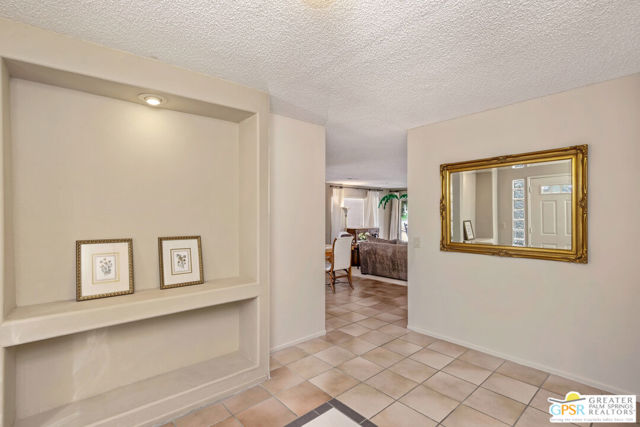 64670 Pinehurst Circle, Desert Hot Springs CA: https://media.crmls.org/mediaz/5a9eec18-0815-4382-9a02-e25ca4f0487e.jpg