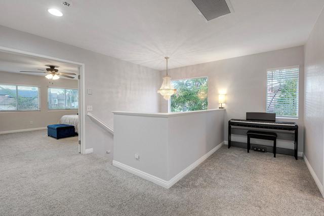 4540 Arbor Glen Way, Oceanside CA: https://media.crmls.org/mediaz/5aa03fcc-a670-4d1c-a315-67feda572889.jpg