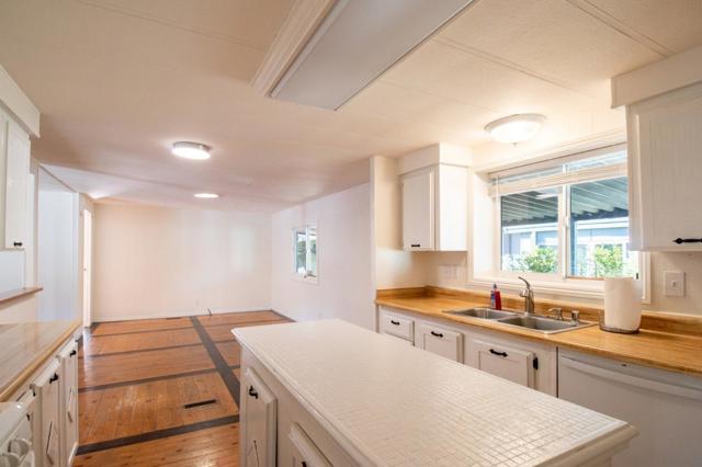 451 Millpond Drive, San Jose CA: https://media.crmls.org/mediaz/5aa0cfae-1a26-49dd-b5e4-2f51cb85f5fd.jpg