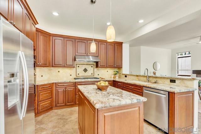 Image 14 of 41 For 7324 Celata Ln