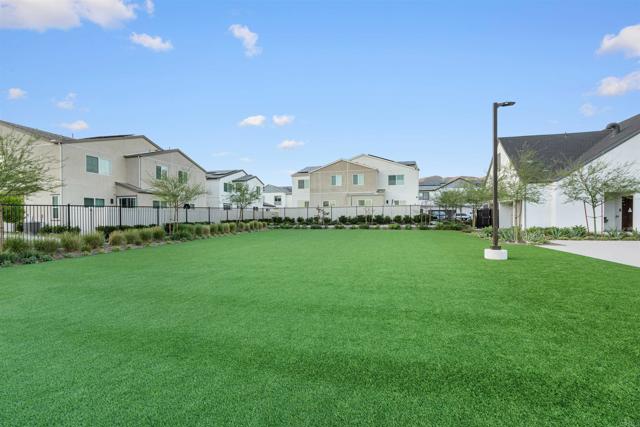 Detail Gallery Image 40 of 60 For 35190 Blossom Pl, Fallbrook,  CA 92028 - 3 Beds | 2/1 Baths