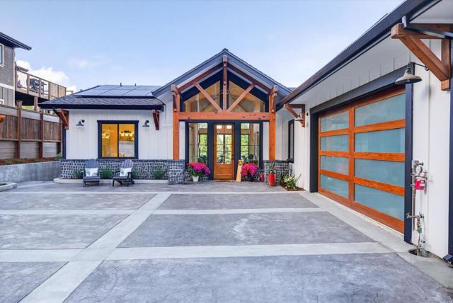 230 Fern Rock Way, Boulder Creek CA: https://media.crmls.org/mediaz/5aa2e1a6-07af-4e76-961f-d7f9787803b9.jpg