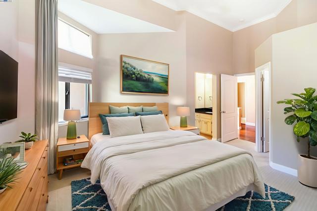 4009 W Lakeshore Drive, San Ramon CA: https://media.crmls.org/mediaz/5aa4172d-cca4-46a5-9bb4-438cf6b71214.jpg