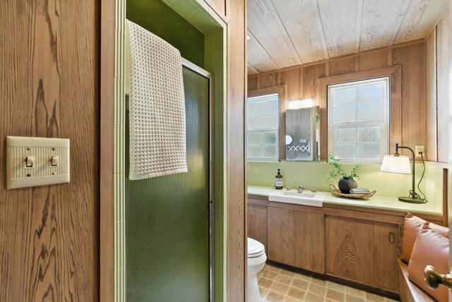 711 Riverview Drive, Capitola CA: https://media.crmls.org/mediaz/5aa5b0da-7927-4848-a0e7-8ded668d92fe.jpg
