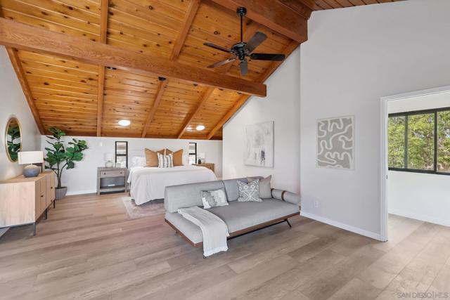 974 Via Hillview, Fallbrook CA: https://media.crmls.org/mediaz/5aa5d291-cd67-4836-ae83-79a6161c9af9.jpg