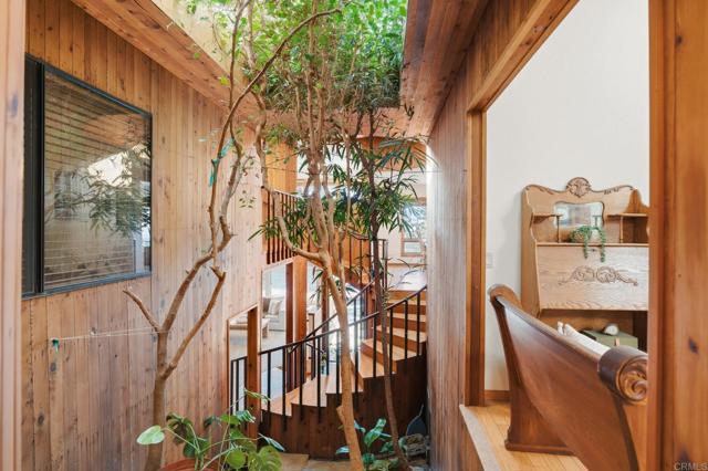 Detail Gallery Image 34 of 75 For 13635 Pine Needles Dr, Del Mar,  CA 92014 - 4 Beds | 3/1 Baths