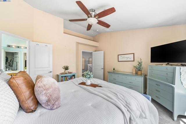 635 Eliot Dr, Livermore CA: https://media.crmls.org/mediaz/5aa62cbc-6141-46d0-b96a-9fcd7eee77ef.jpg