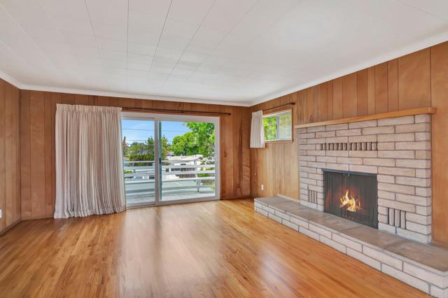 834 Oaklawn Ave A&B, Chula Vista CA: https://media.crmls.org/mediaz/5aa62e21-42f9-49ac-b2fb-ca40a42cea84.jpg