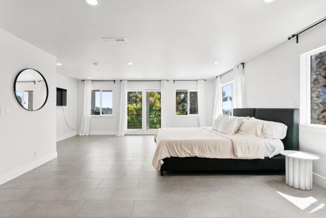 532 Moonrise Lane, Aptos CA: https://media.crmls.org/mediaz/5aa78fdb-2c67-41cf-a892-8543c10fb0db.jpg