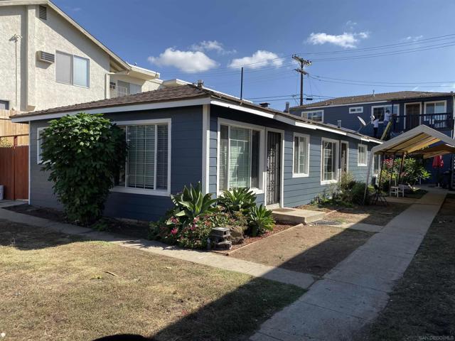4209 15 49th St., San Diego CA: https://media.crmls.org/mediaz/5aa797a0-a1d3-46c8-aad9-a5c41ffe48c9.jpg