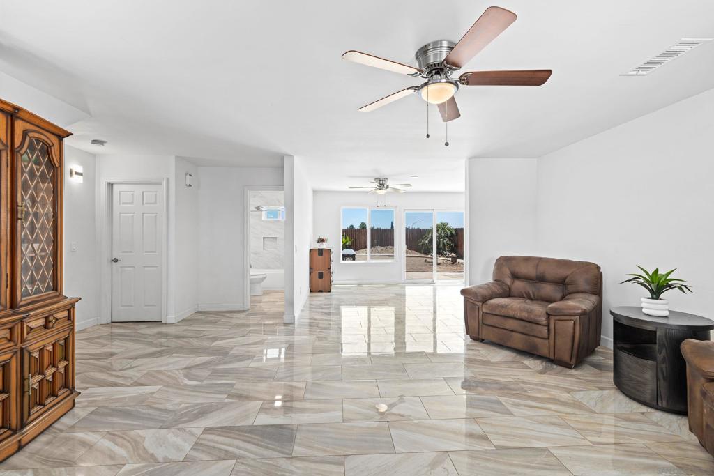 8025 Peach Point - photo 13