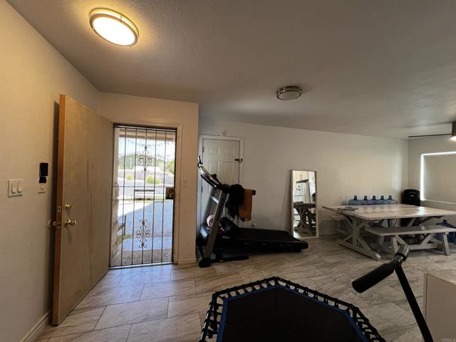 1817 Ramon Street, Lemon Grove CA: https://media.crmls.org/mediaz/5aa80289-0b74-40e3-901a-4298c17698ca.jpg