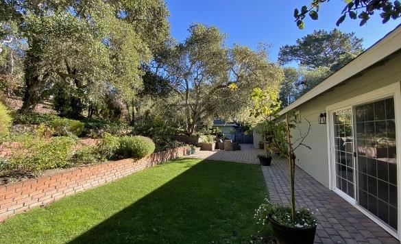 25349 Flanders Drive, Carmel CA: https://media.crmls.org/mediaz/5aa83f36-9365-40f0-95b3-55ffcb065c7e.jpg