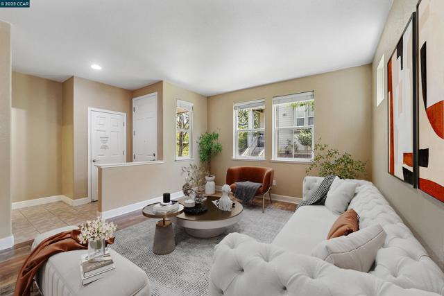 513 Lexington Dr, Vallejo CA: https://media.crmls.org/mediaz/5aa90637-b6a2-45e6-8d42-b8dae0edb5a7.jpg