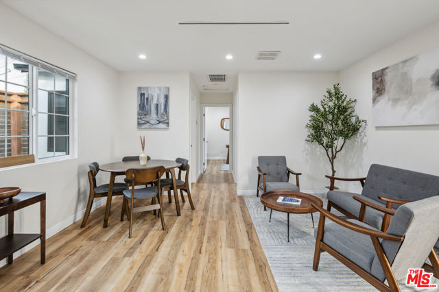 3976 Mclaughlin Avenue, Los Angeles CA: https://media.crmls.org/mediaz/5aa91943-cea7-4f8f-8961-6c2d50a40290.jpg