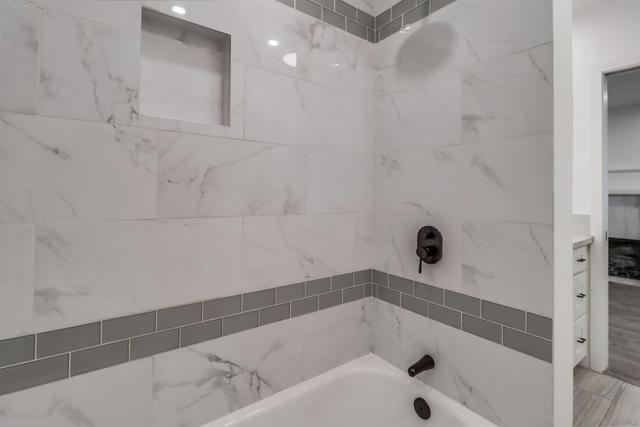 3080 Island Ave, San Diego CA: https://media.crmls.org/mediaz/5aa942c5-ece3-4208-a7ce-01595cc072d1.jpg