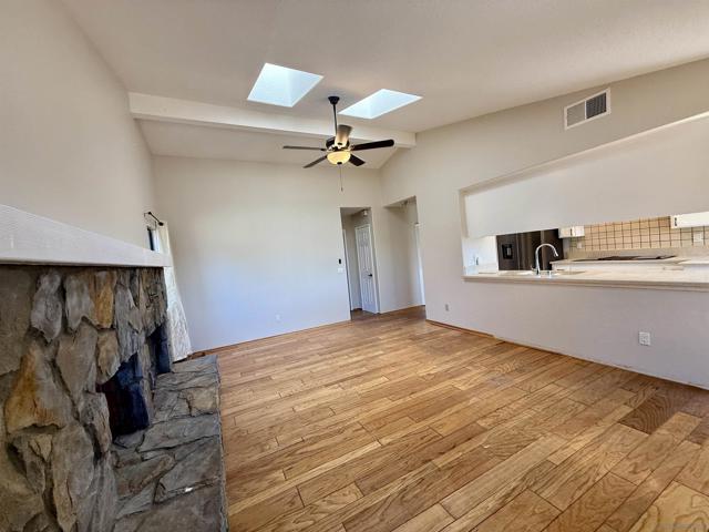 2237 Eucalyptus Ave, Escondido CA: https://media.crmls.org/mediaz/5aa99592-b333-4f8b-affb-dac009d199e0.jpg
