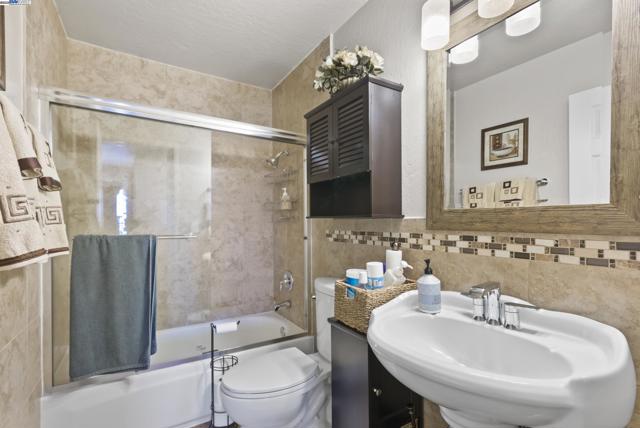 43150 Starr street, Fremont CA: https://media.crmls.org/mediaz/5aa9d9f3-7de7-457f-b835-f6f2091d4dc2.jpg