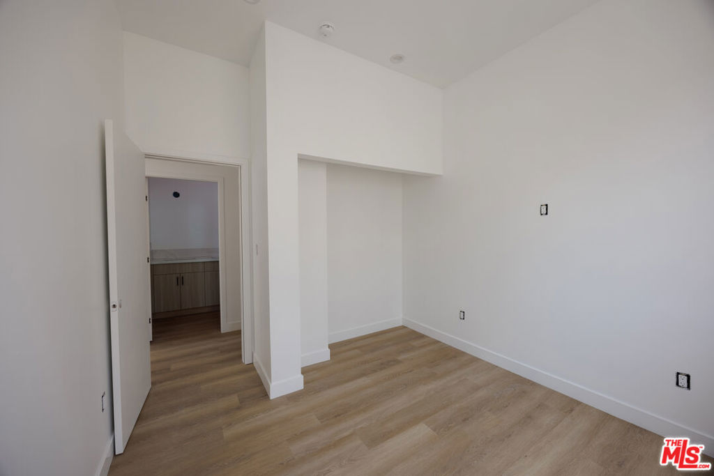 MLS #26856319 image #19