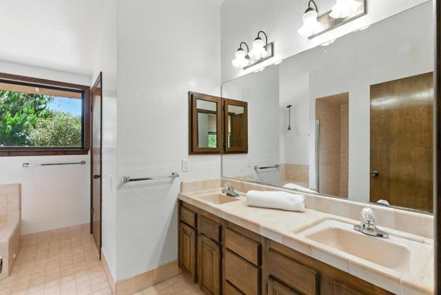 3033 Stevenson Drive, Pebble Beach CA: https://media.crmls.org/mediaz/5aac0313-171a-475d-b666-44de83dd1a8f.jpg