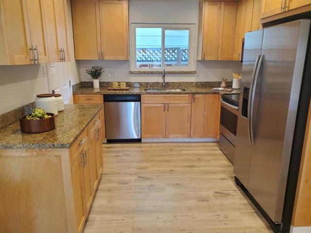 2106 Treewood Lane, San Jose CA: https://media.crmls.org/mediaz/5aac6dcf-4b1f-4e3f-b39c-1fec9894102c.jpg