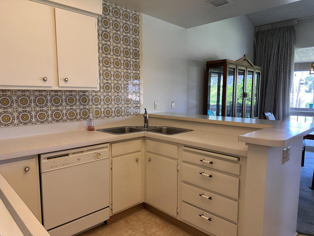 MLS #219131461DA image #12