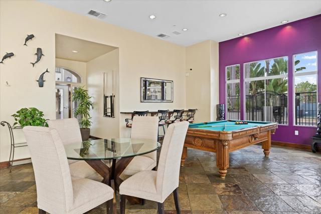 9237 Regents Rd., La Jolla CA: https://media.crmls.org/mediaz/5aace2c1-3658-4641-90cd-765e33653897.jpg