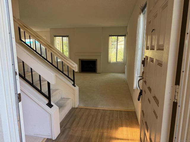 7551 Rainswept Ln, San Diego CA: https://media.crmls.org/mediaz/5aad6291-16f7-4aa6-ad31-1b59f21ee332.jpg