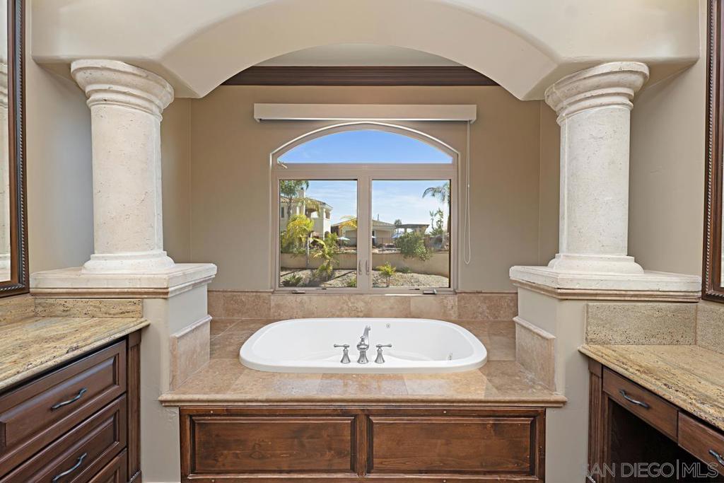 MLS #250034511SD image #29